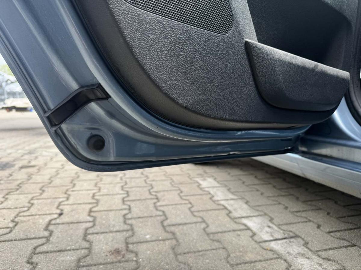 Skoda Fabia 2 original T&uuml;r hinten links 9154 Satin Grey Flie&szlig;heck Rohbau Bj.2009